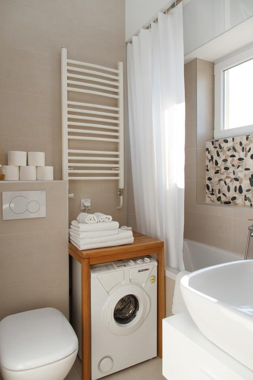 Apartment Slavia District Белград Номер фото